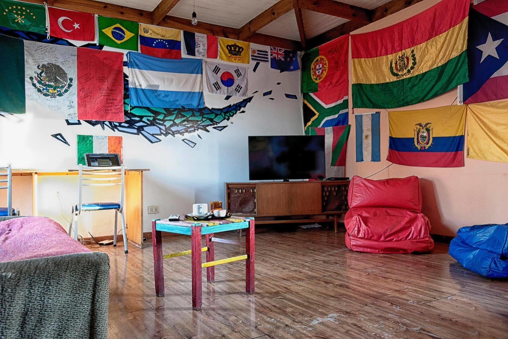 Hostel Los Cormoranes Ushuaia Eksteriør bilde